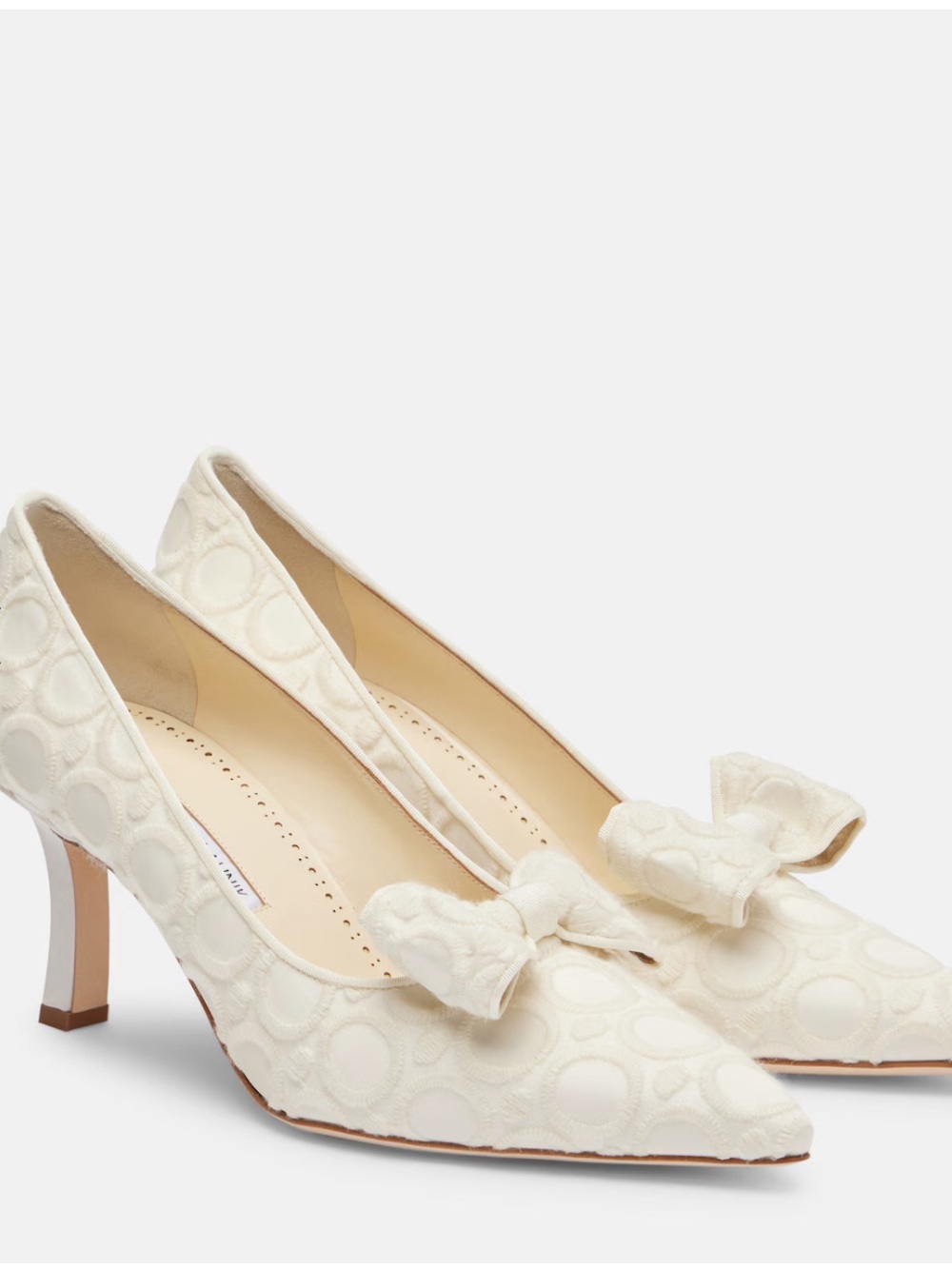 Manolo Blahnik Epirotes 70 embroidered satin pumps